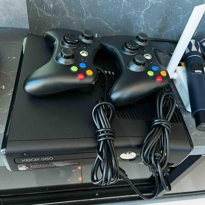 Xbox, Karaoke, Foosball, Pooltable, Icehockey, Ping Pong, Board Games George Town Apartment