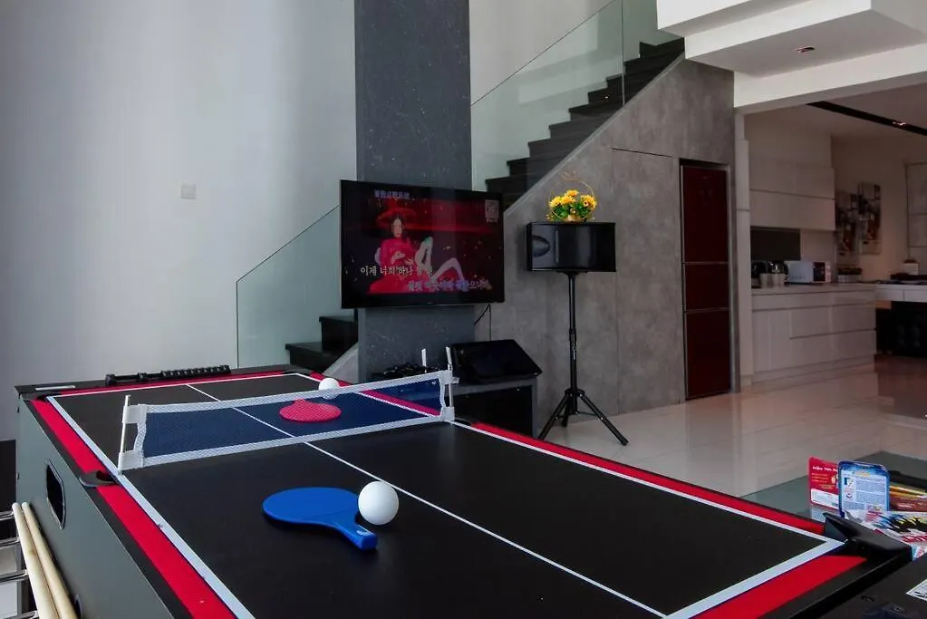 Xbox, Karaoke, Foosball, Pooltable, Icehockey, Ping Pong, Board Games George Town Malaysia